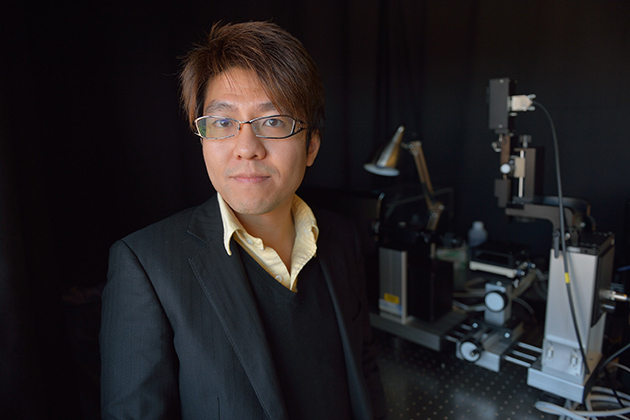 Anson Ma, assistant professor of chemical engineering in the lab on Nov. 29, 2012. (Peter Morenus/UConn Photo)