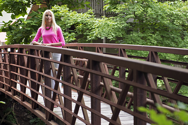 Kaitlin Roig ’05 (ED),’06 MA in Sandy Hook on July 11, 2013. (Peter Morenus/UConn Photo)