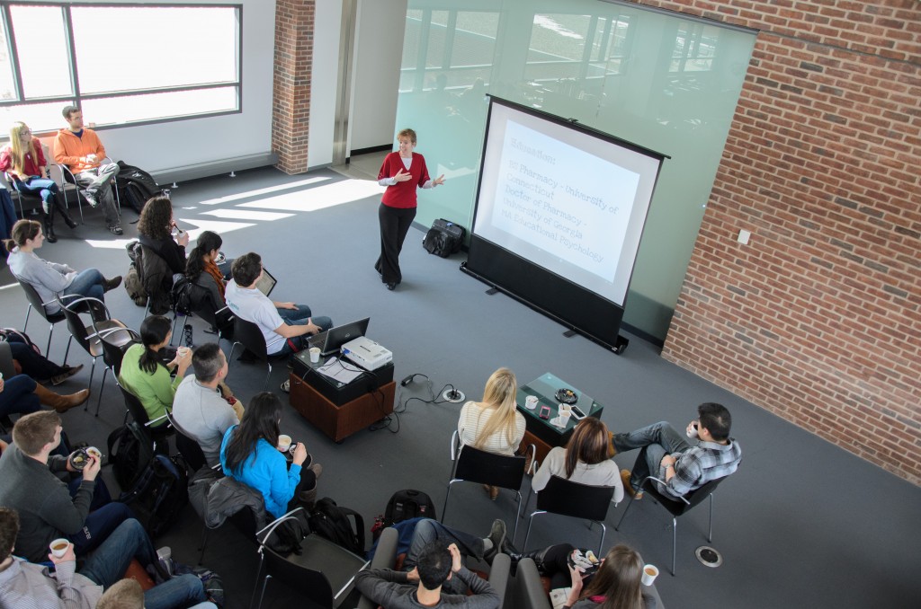 Lauren Schlesselman, associate dean for academic affairs in the School of Pharmacy and coordinator of the Pharmacy LEADERS Track, speaks to pharmacy students about the Pharmacy Leadership Program. (Ariel Dowski '14 (CLAS)/UConn Photo)