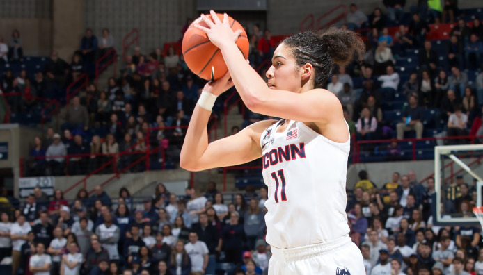 UConn's Kia Nurse will play for Team Canada in the 2016 Olympics.