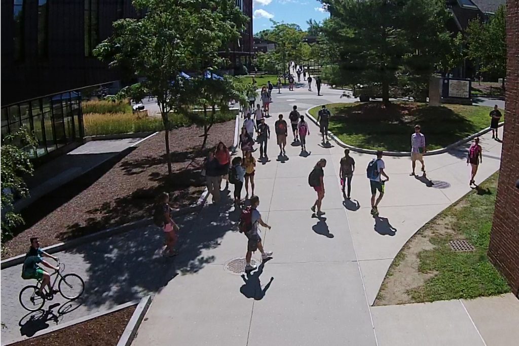 Welcome to UConn Nation. Students in the heart of campus. (Angelina Reyes/UConn Photo)