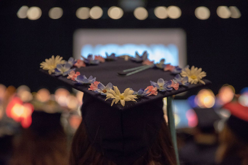 Class of 2018 Commencement Cap (Photo credit: Frank Zappulla/Neag School)