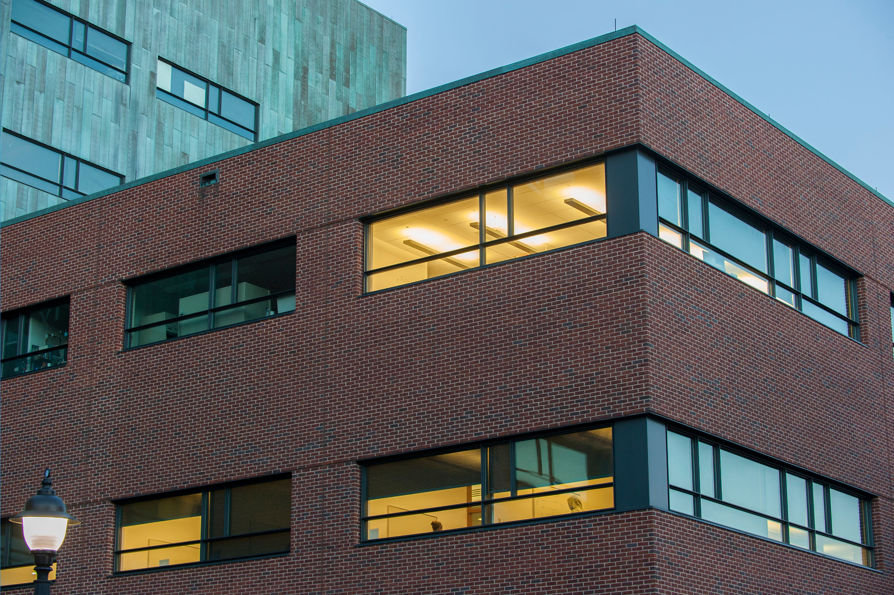 Close up look at a section of the UConn School of Pharmacy Building