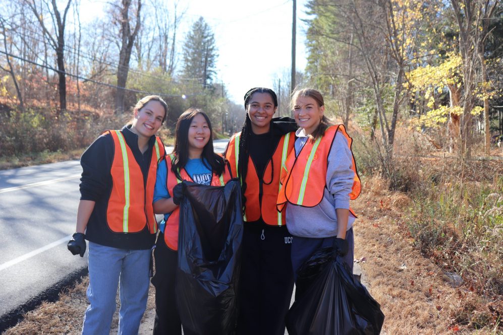 UConn Students picked up roadside litter